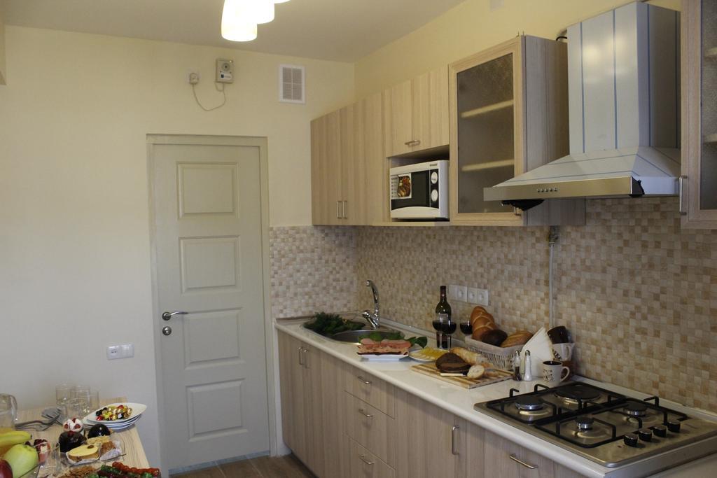 5Th Floor Guest House יירבאן מראה חיצוני תמונה