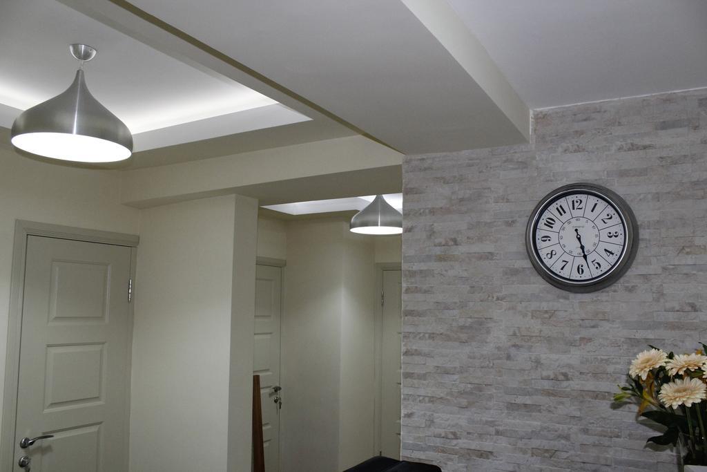 5Th Floor Guest House יירבאן מראה חיצוני תמונה