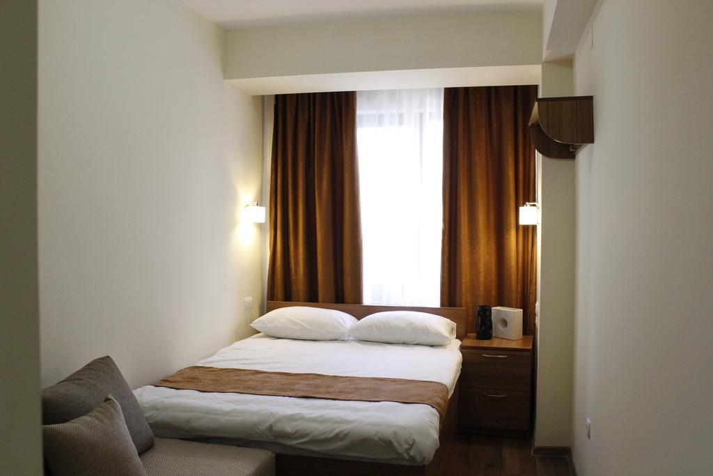 5Th Floor Guest House יירבאן חדר תמונה